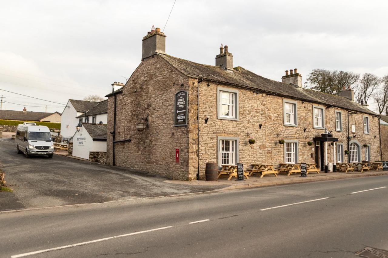 The Greyhound Hotel Shap Exterior foto